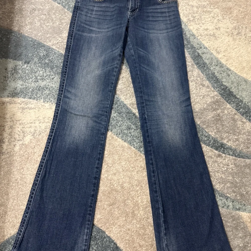 Women’s Rock 47 Jean - Picture 3 of 3